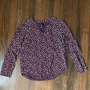 Gap purple blouse with gray hearts